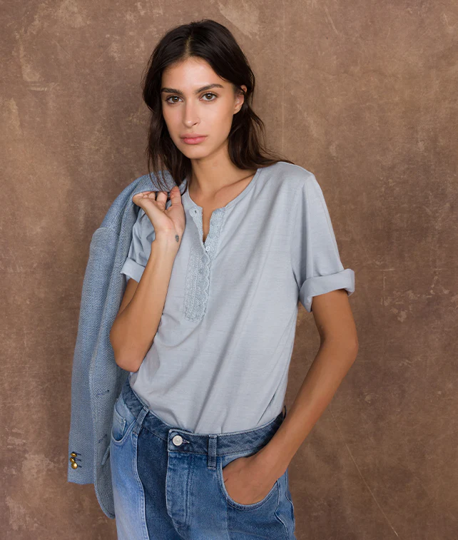 Cherry T-Shirt Serafino Con Crochet  - Image 5